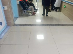 今天去了趟医药,给我妈开药