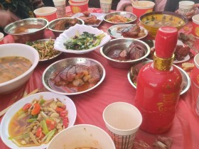 昨天吃侄女的喜酒,今天整理房间大扫除