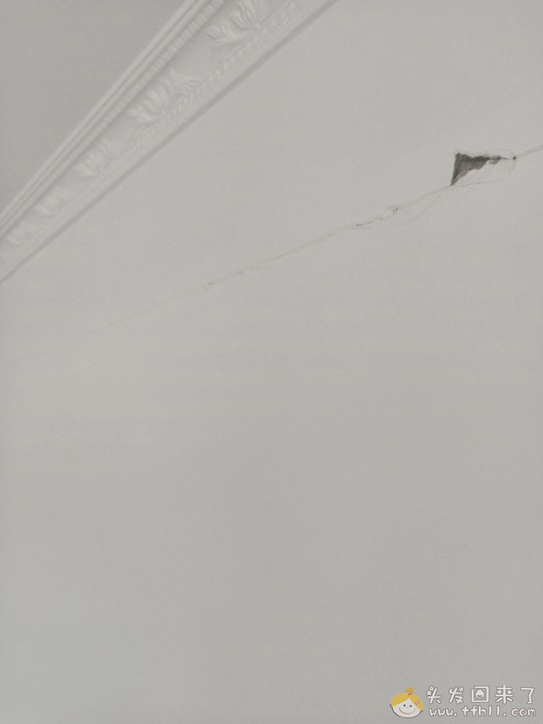 家里面墙开裂，花了两个月，补了一遍又一遍图片 No.1